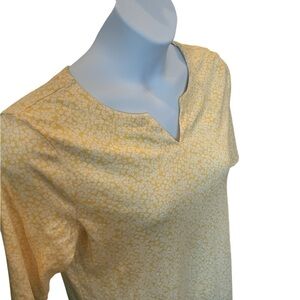 Croft & Barrow Light Yellow Floral Short Sleeve Top